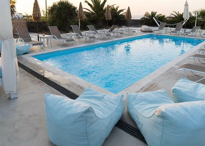 Aparthotel Ecoxenia Oia