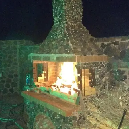 Ecoxenia Oia (Santorini)