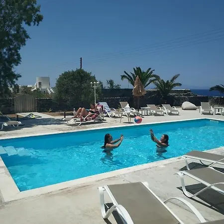 Ecoxenia Oia (Santorini)