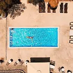Ecoxenia Oia