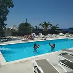 Ecoxenia Oia