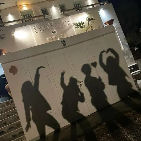 伊科谢尼亚酒店 公寓式酒店 3*