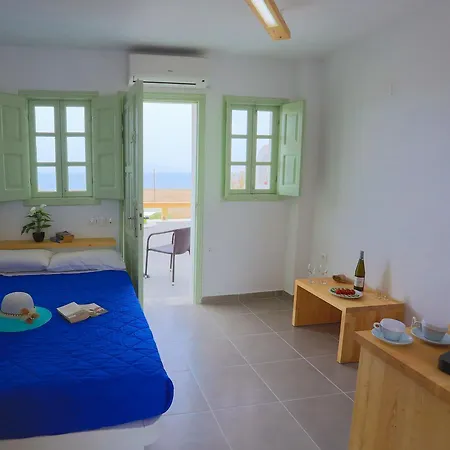 伊科谢尼亚酒店 公寓式酒店 3*