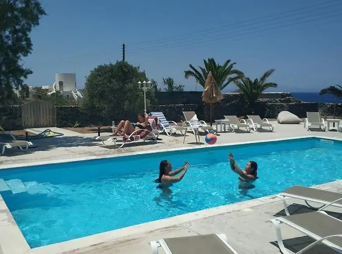 Ecoxenia Oia (Santorini)