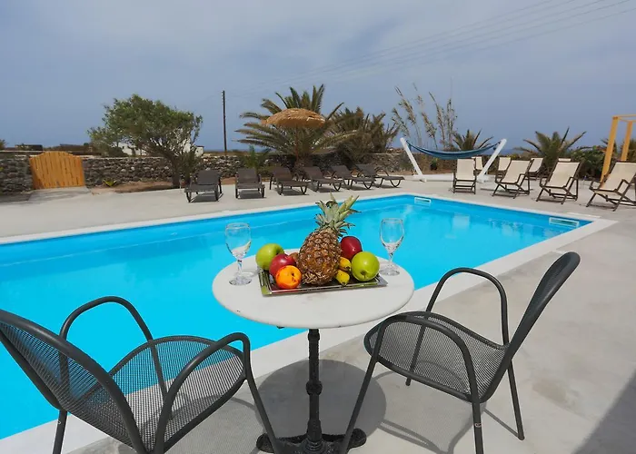 Ecoxenia Oia (Santorini)